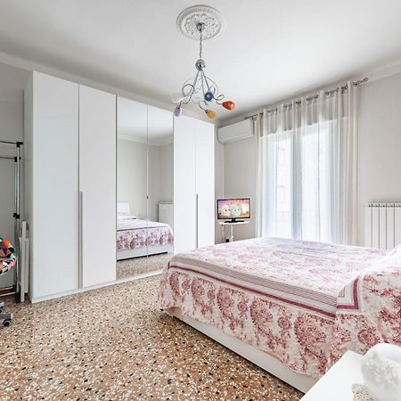 La Fenice Mestre Apartment Exterior photo